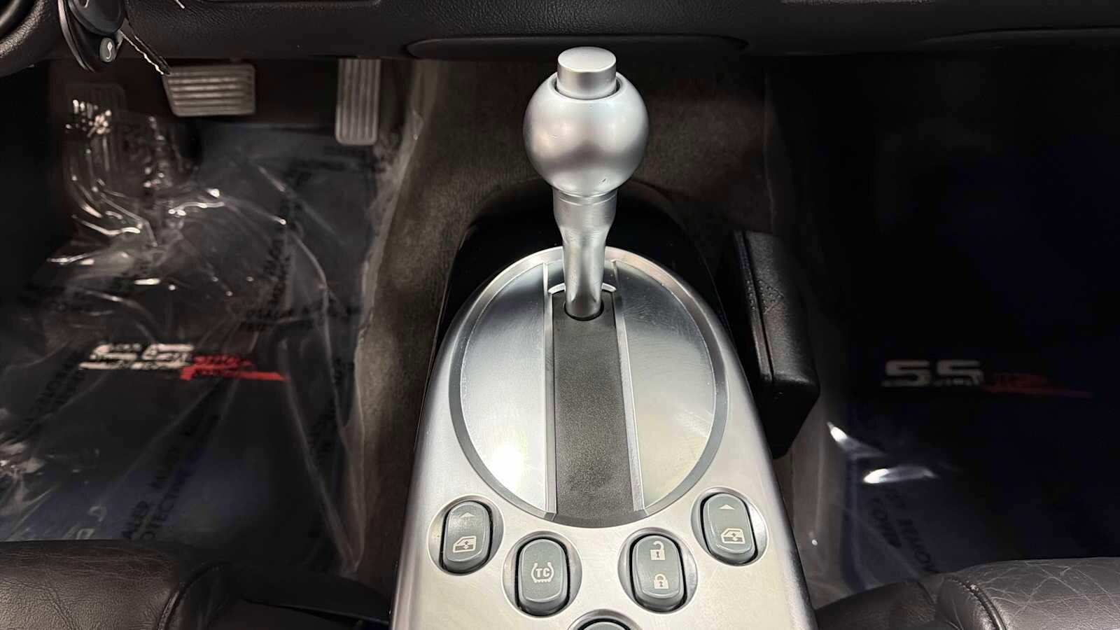 Thumbnail: 2004 Chevrolet SSR - 20