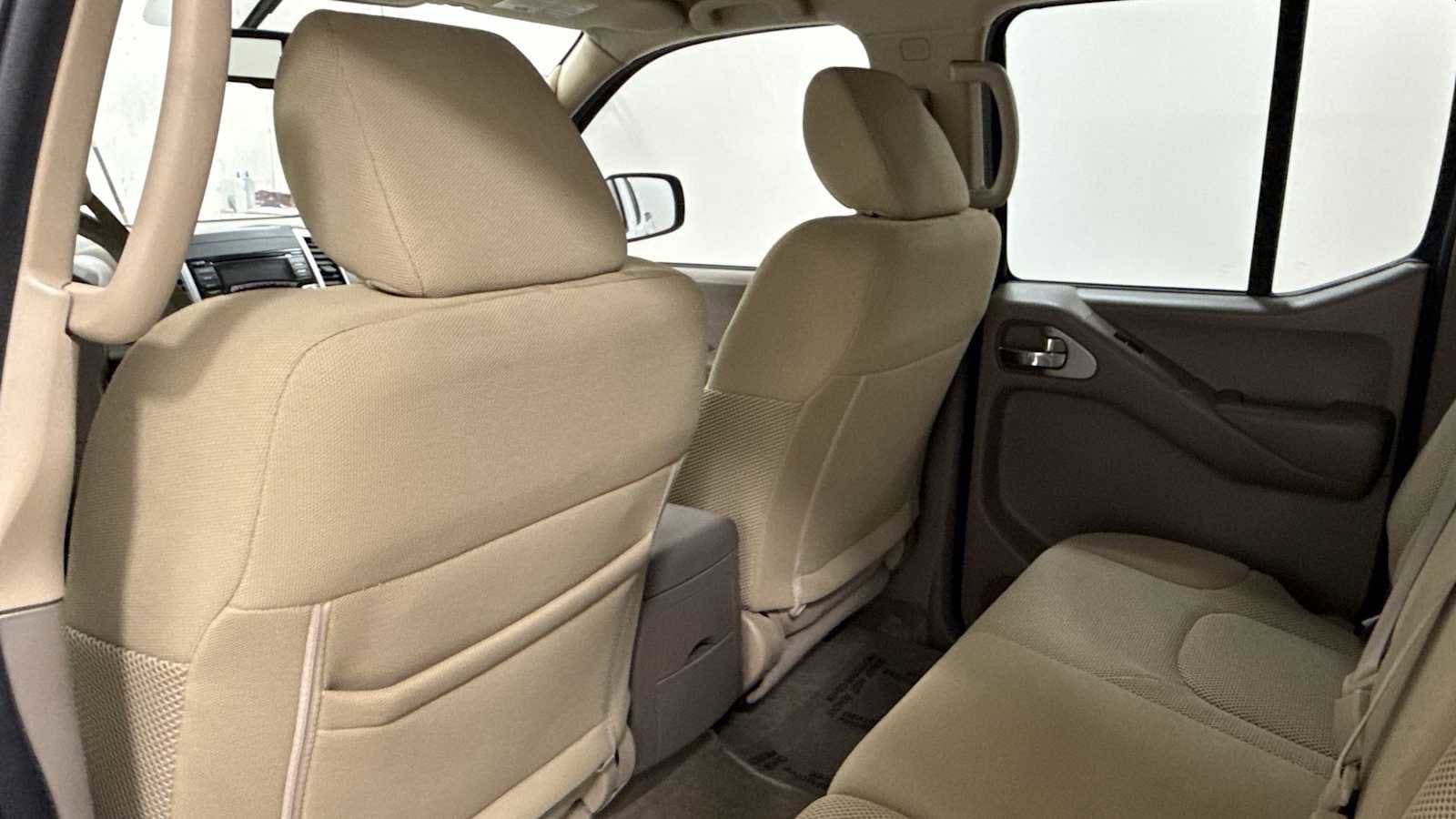 Thumbnail: 2018 Nissan Frontier - 24