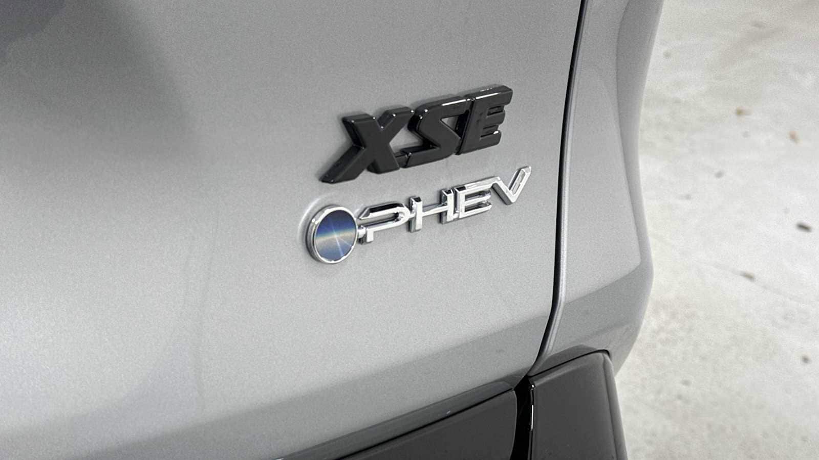 Thumbnail: 2025 Toyota RAV4 - 29