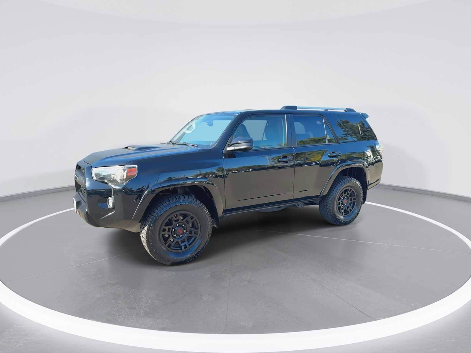 Thumbnail: 2018 Toyota 4Runner - 4