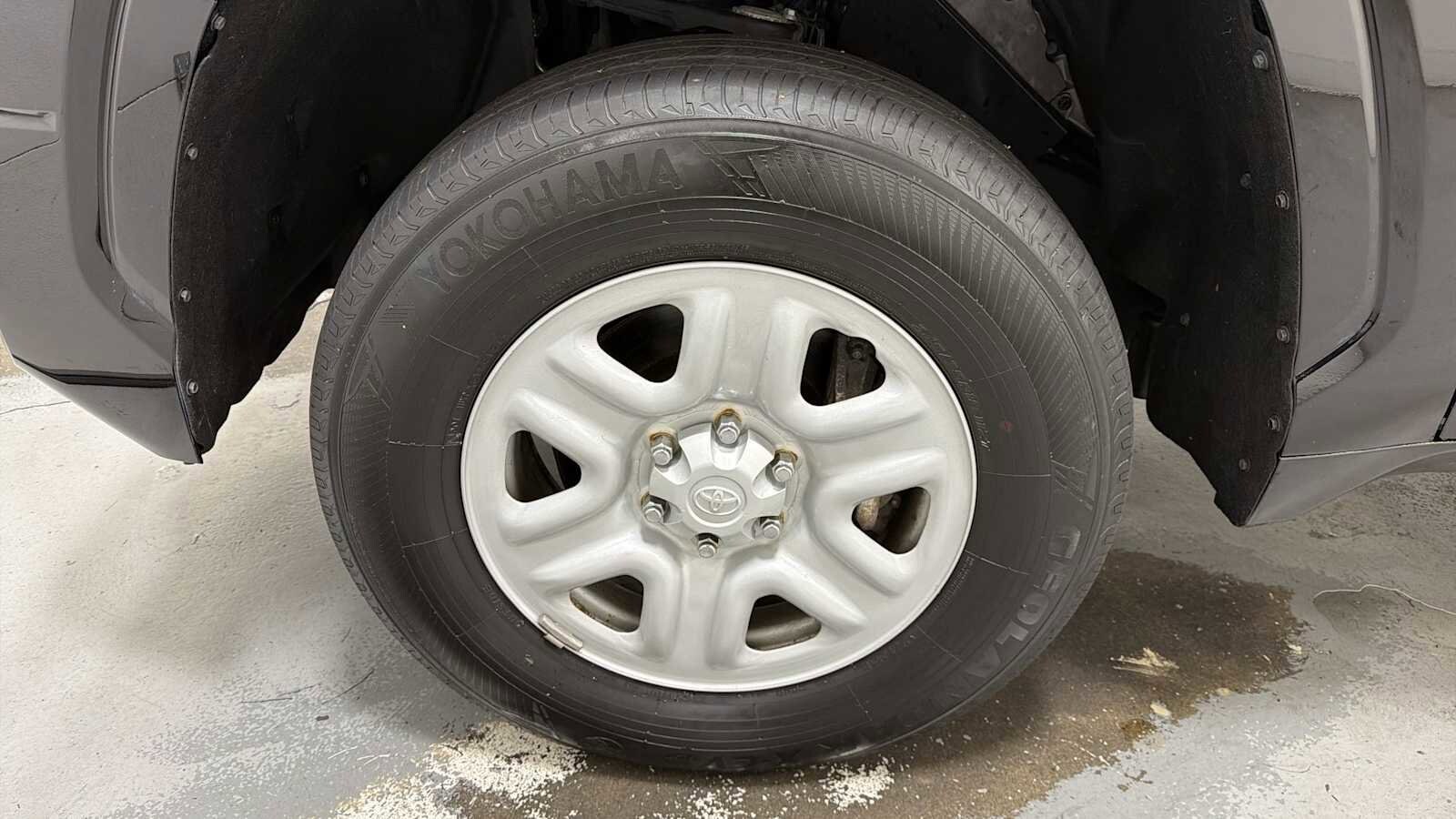 Thumbnail: 2023 Toyota Tundra - 10