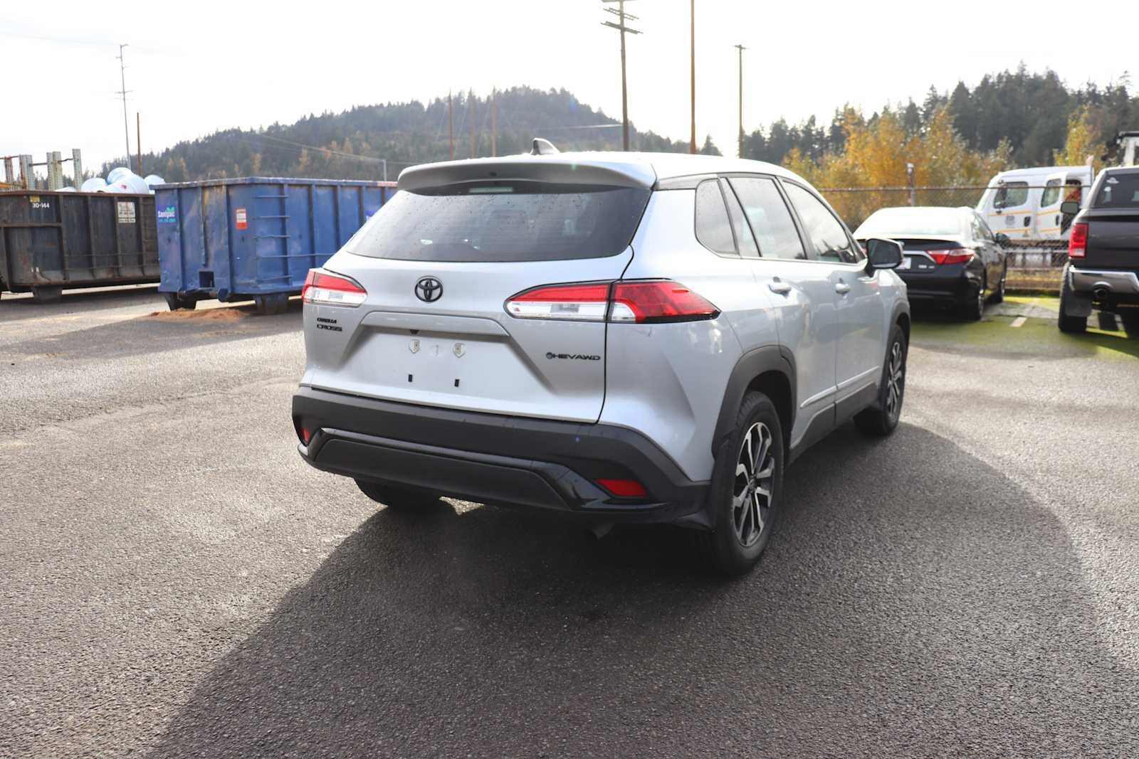 Thumbnail: 2025 Toyota Corolla Cross - 5