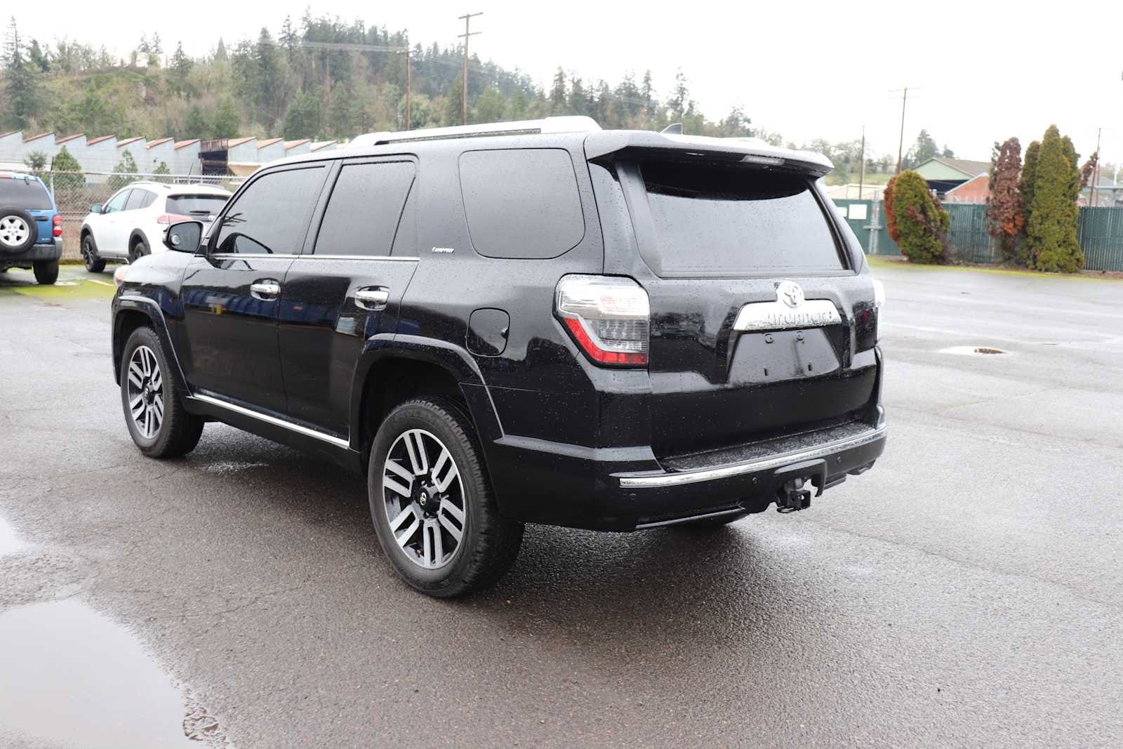 Thumbnail: 2020 Toyota 4Runner - 7