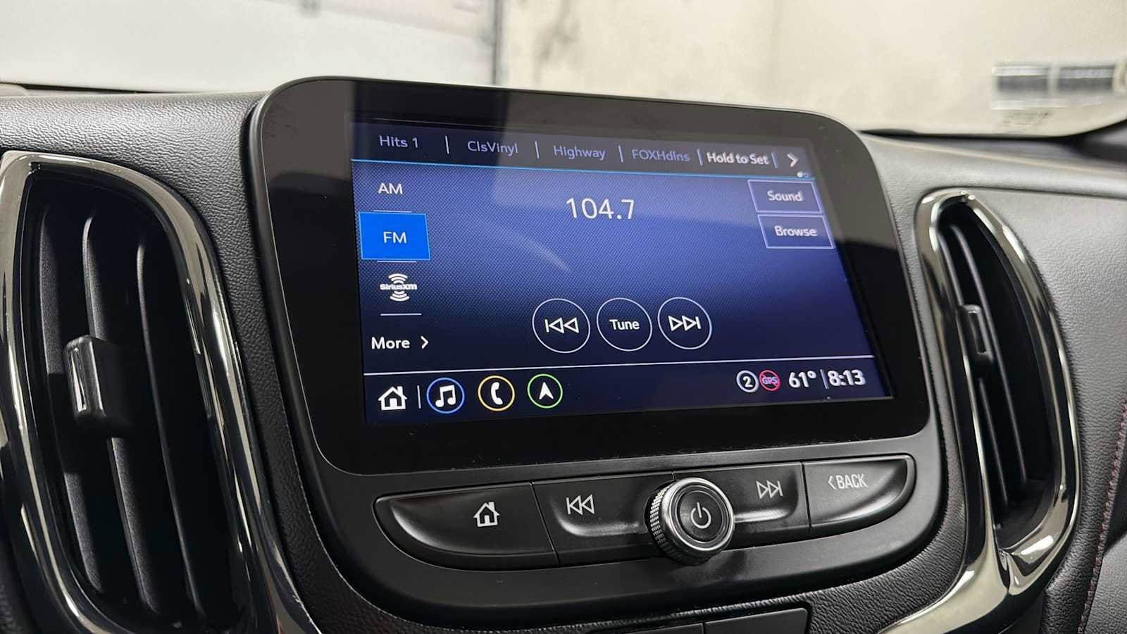 Thumbnail: 2022 Chevrolet Equinox - 18