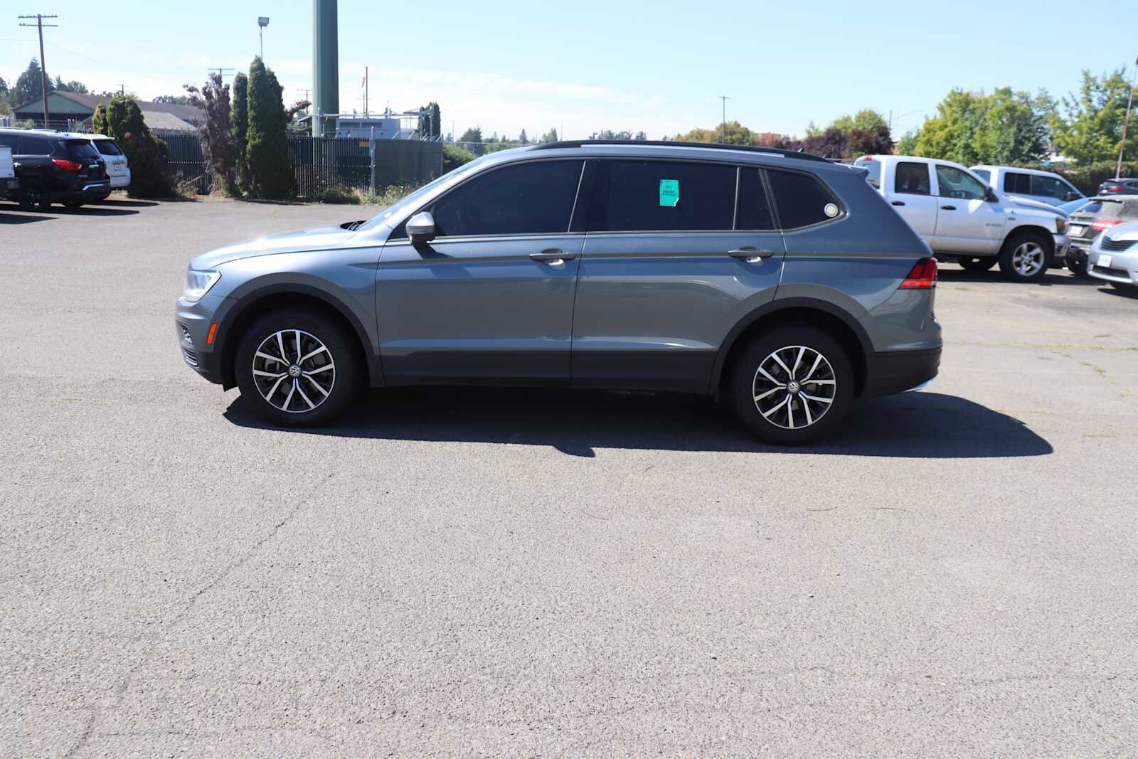 Thumbnail: 2021 Volkswagen Tiguan - 8
