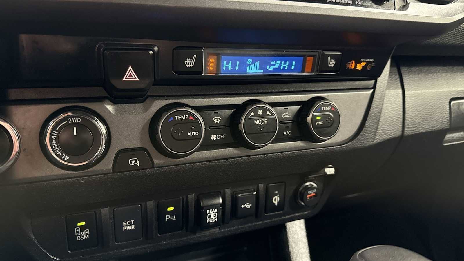 Thumbnail: 2020 Toyota Tacoma - 20