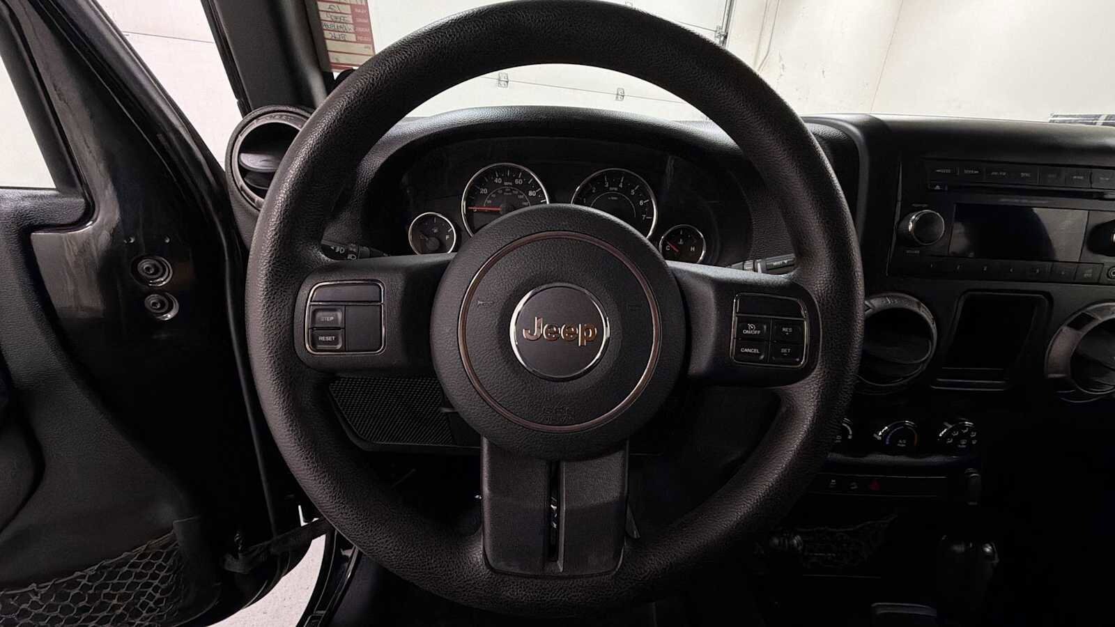 Thumbnail: 2012 Jeep Wrangler - 16