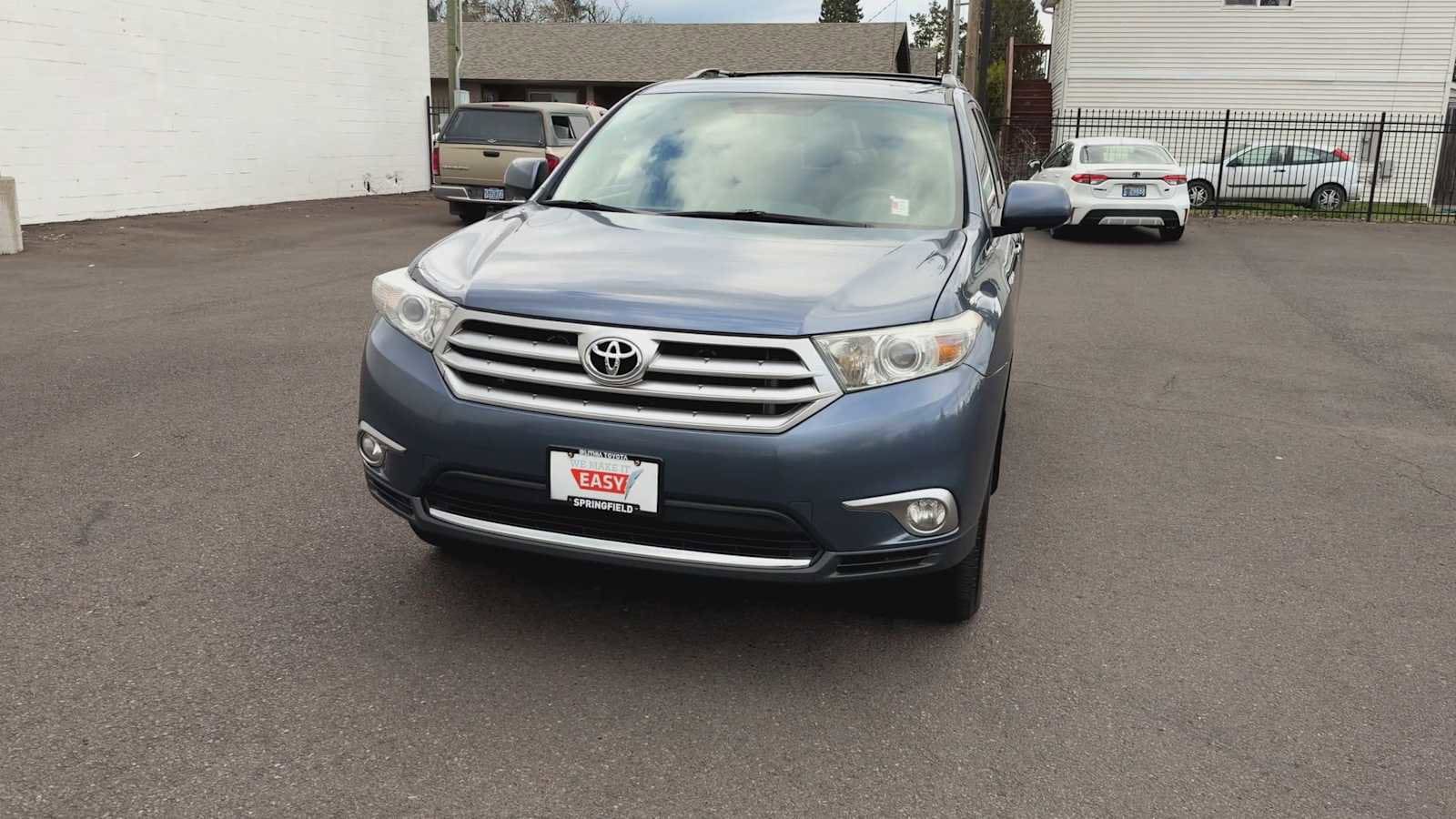 Thumbnail: 2011 Toyota Highlander - 3