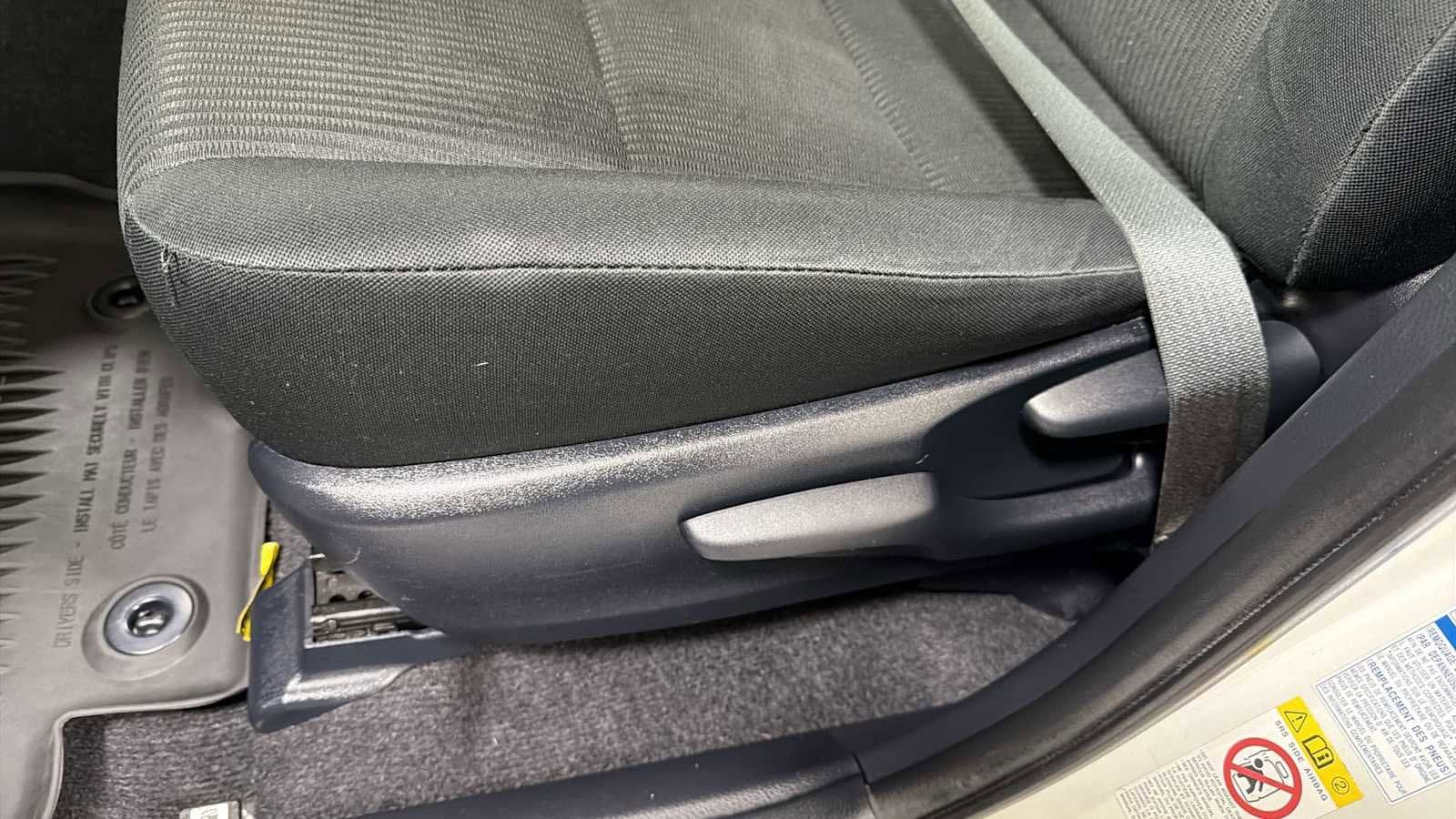 Thumbnail: 2017 Toyota RAV4 - 14