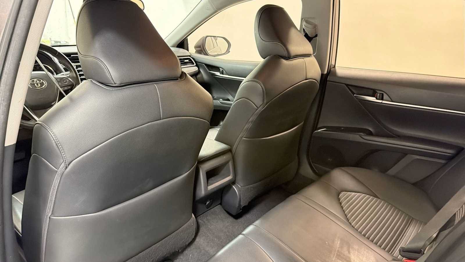 Thumbnail: 2019 Toyota Camry - 24