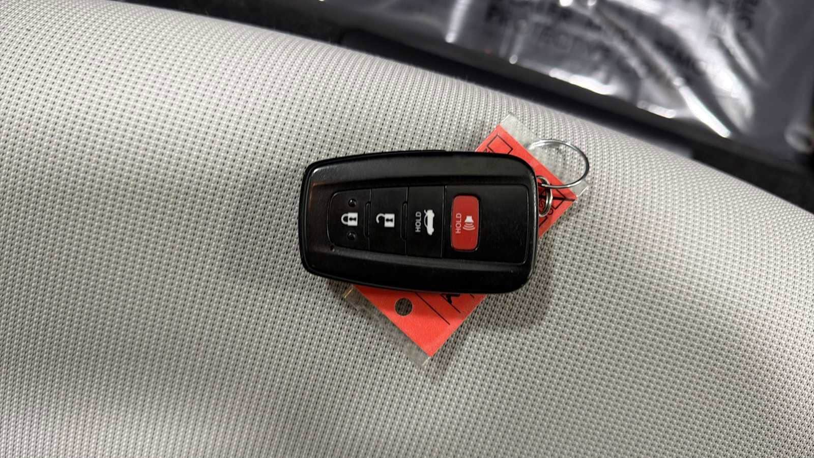 Thumbnail: 2020 Toyota Corolla - 30