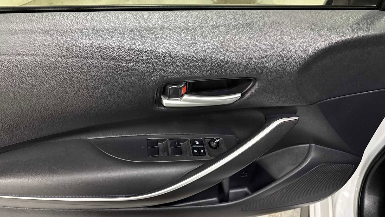 Thumbnail: 2022 Toyota Corolla - 15