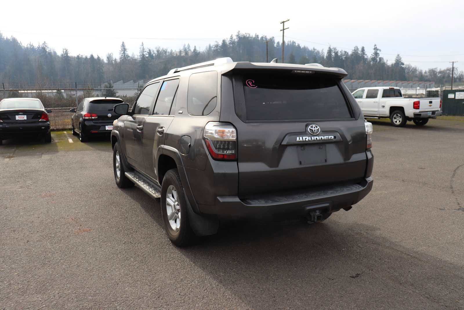 Thumbnail: 2016 Toyota 4Runner - 7