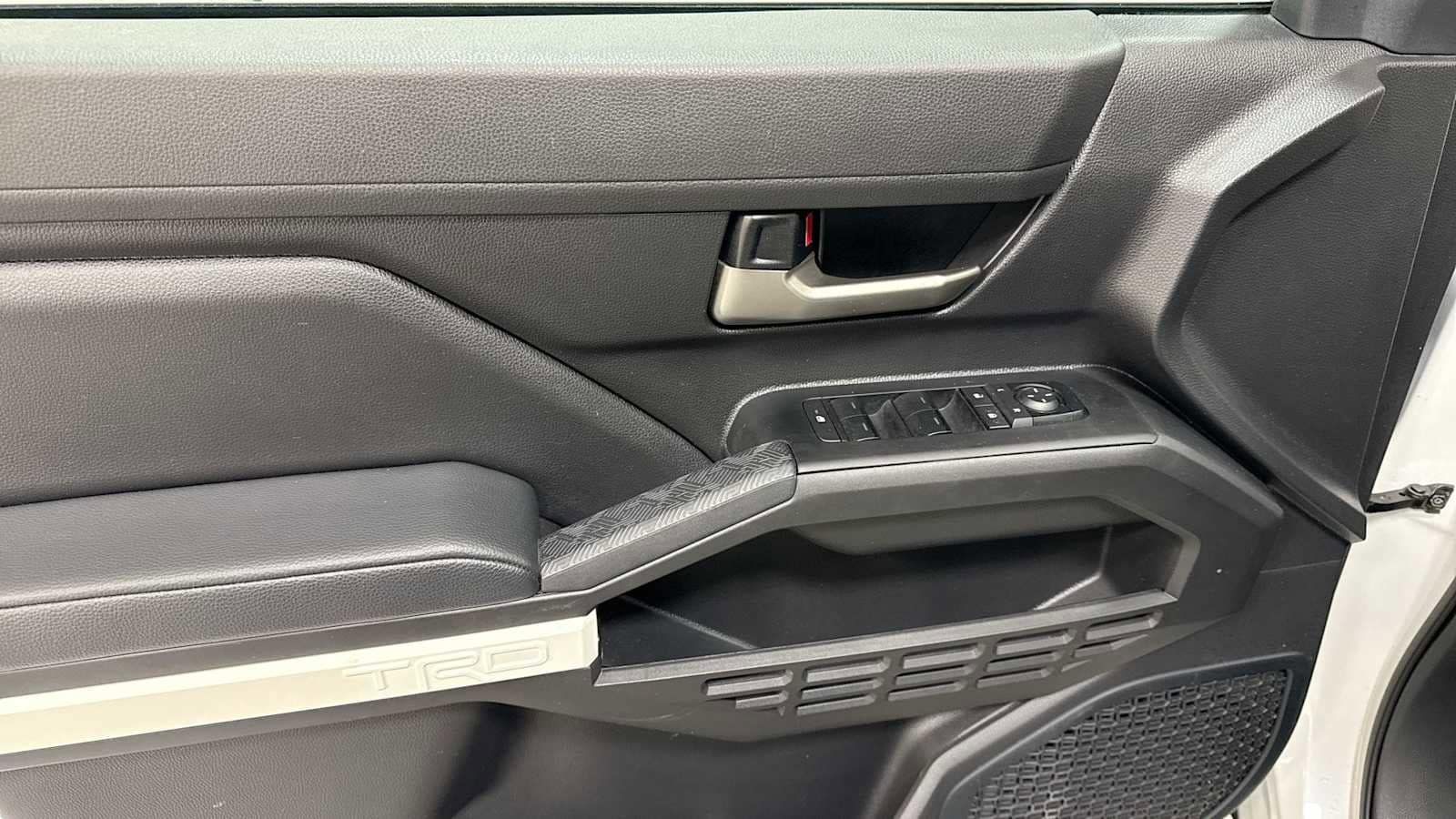 2024 Toyota Tacoma TRD Sport 15