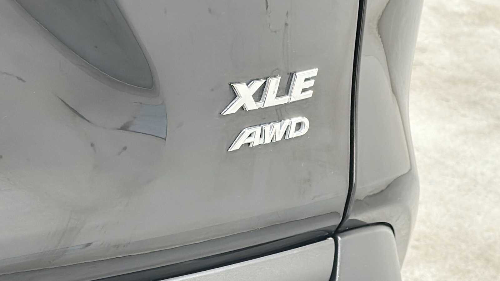 Thumbnail: 2019 Toyota RAV4 - 28
