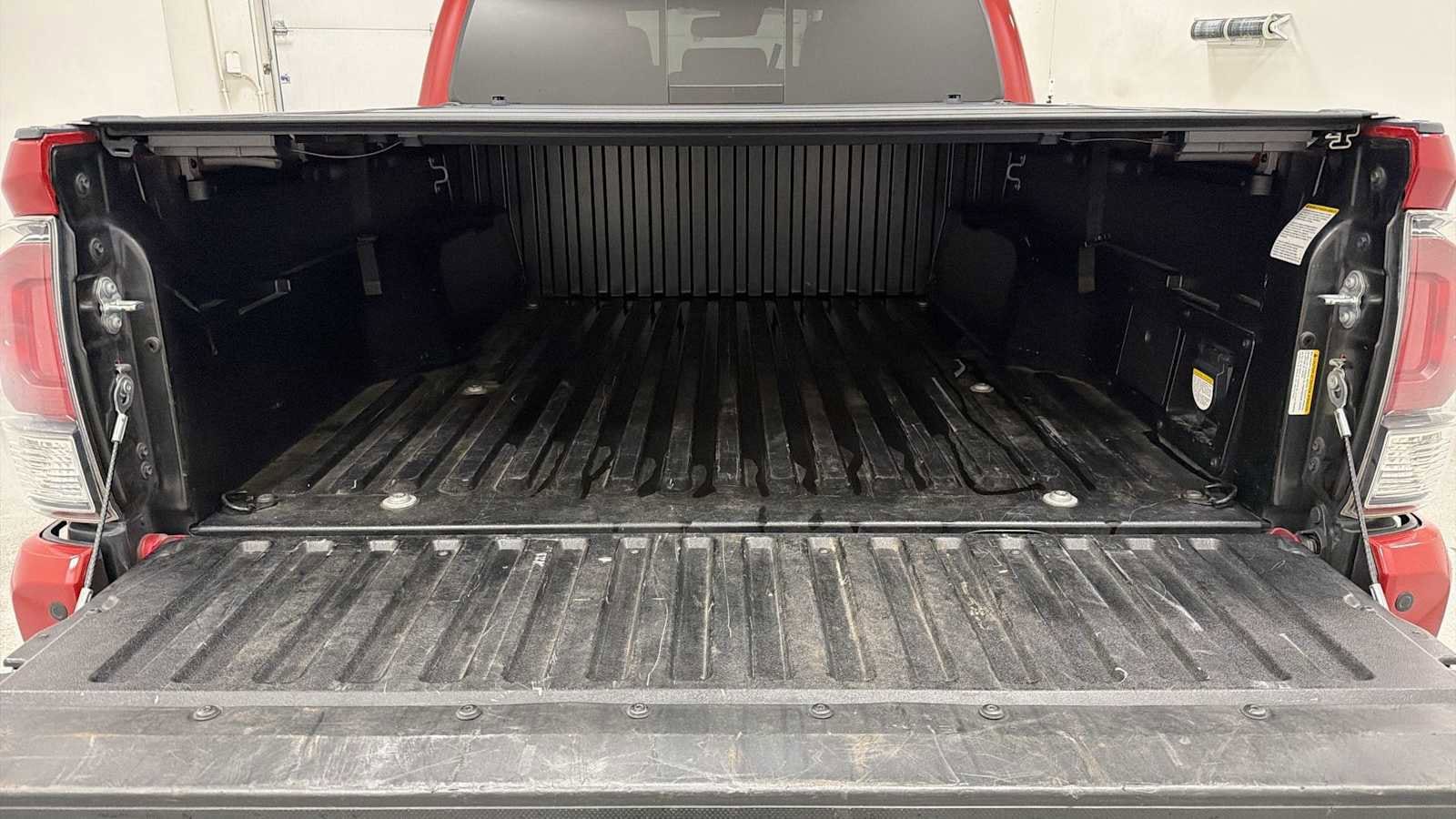 Thumbnail: 2022 Toyota Tacoma - 29