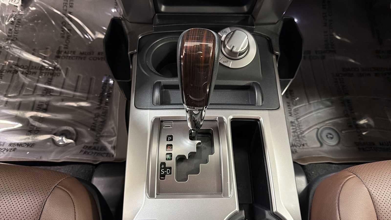 Thumbnail: 2020 Toyota 4Runner - 22