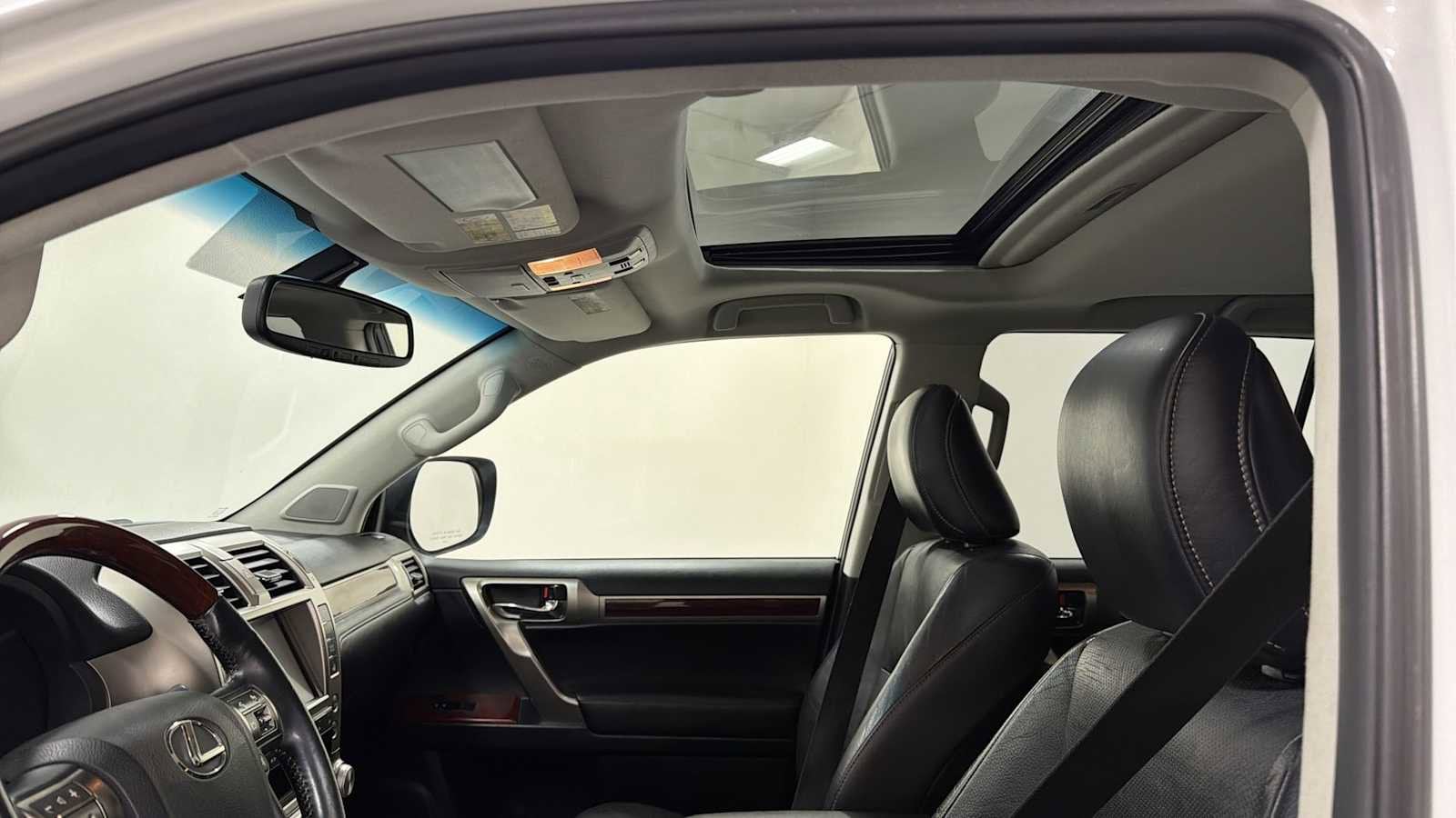 Thumbnail: 2013 Lexus GX - 24