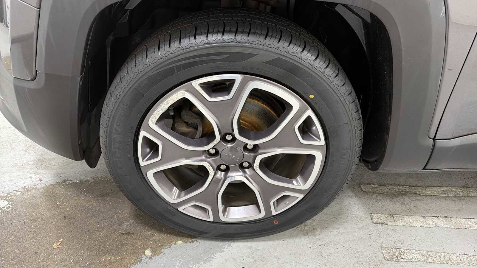 Thumbnail: 2016 Jeep Renegade - 10