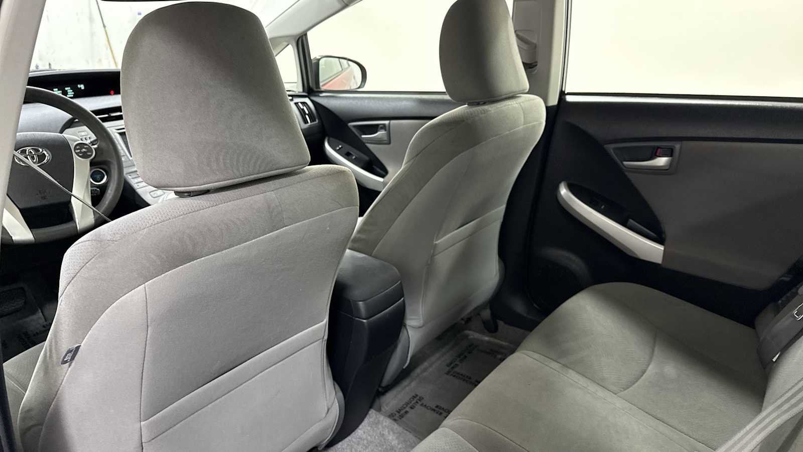 Thumbnail: 2013 Toyota Prius - 23