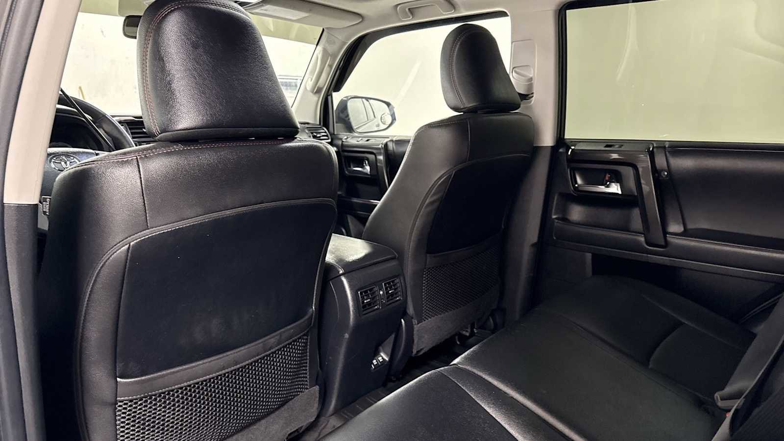 Thumbnail: 2021 Toyota 4Runner - 26