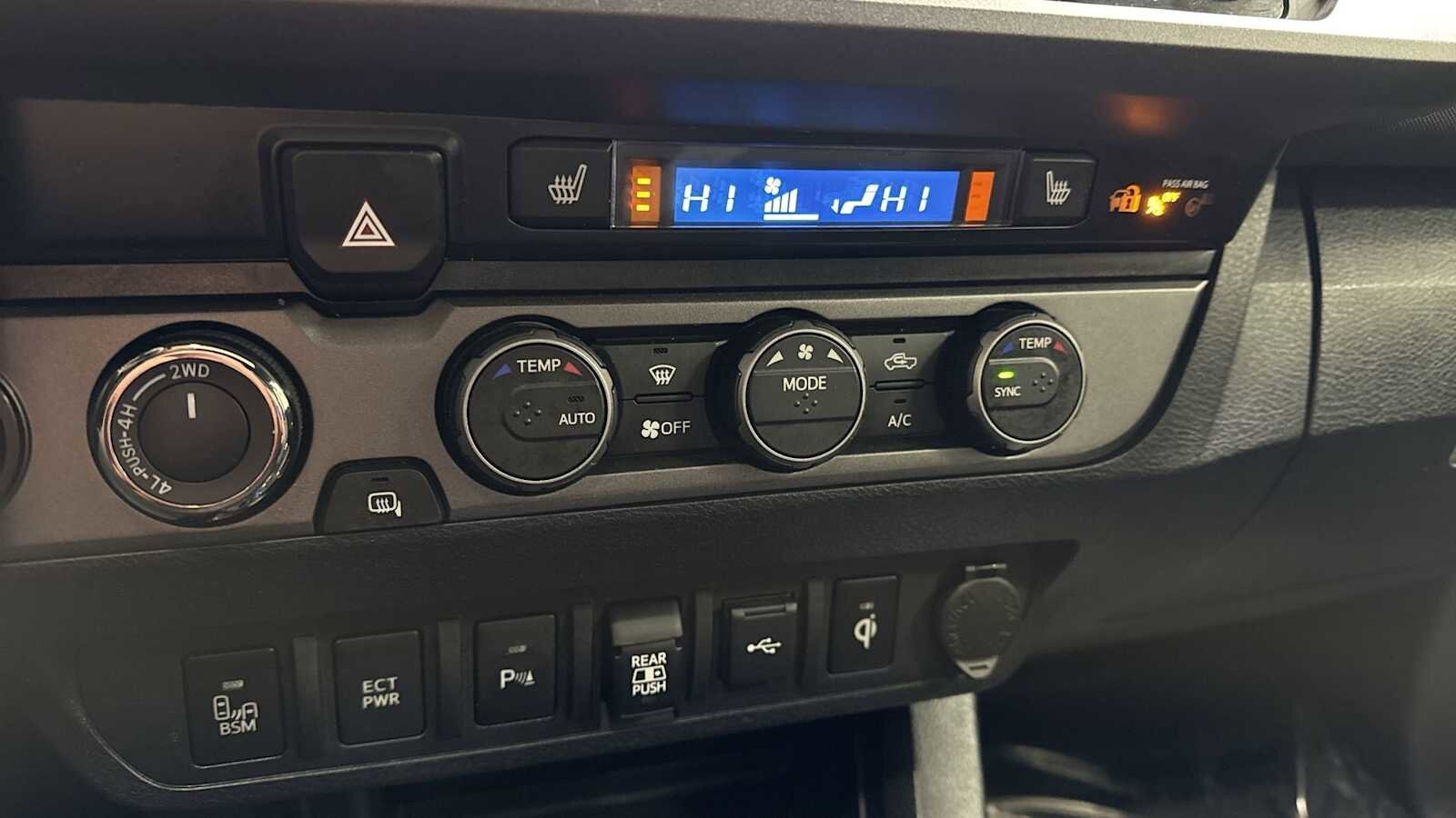 Thumbnail: 2021 Toyota Tacoma - 21