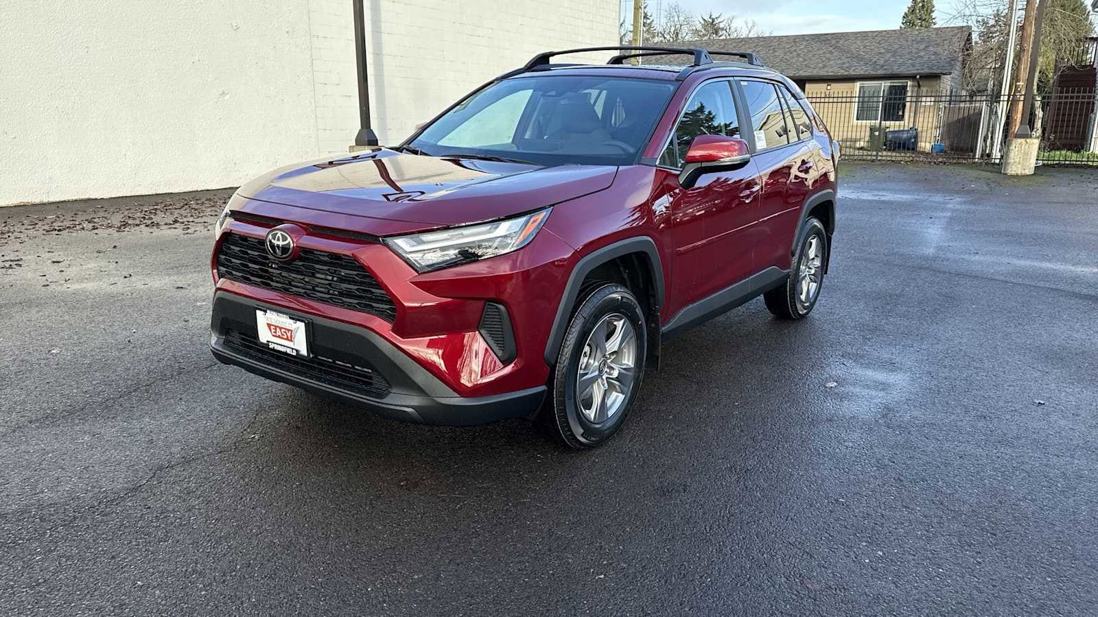 2025 Toyota RAV4 XLE's photo