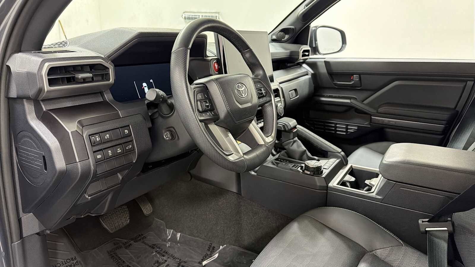 Thumbnail: 2025 Toyota 4Runner - 12