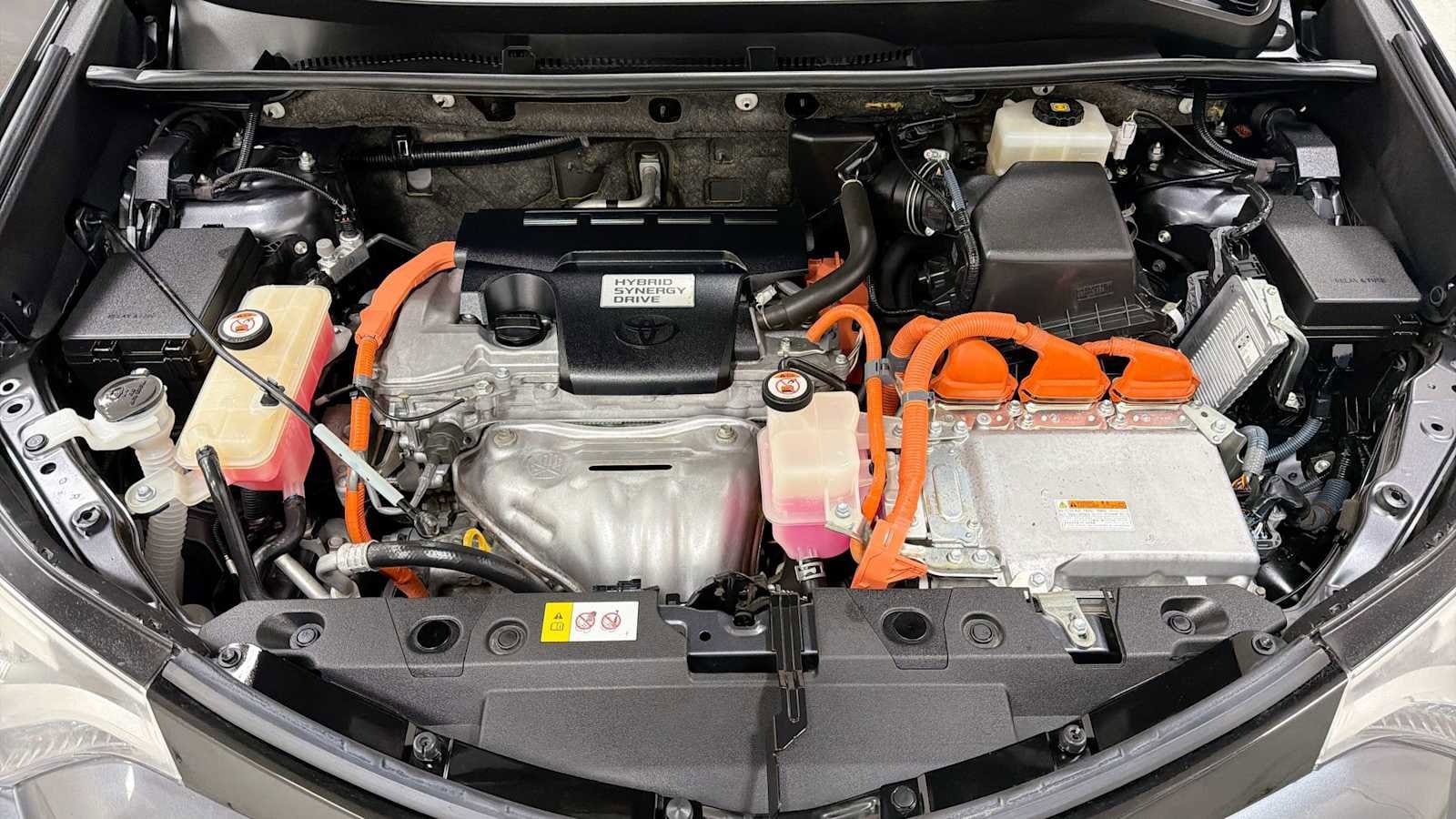 Thumbnail: 2017 Toyota RAV4 - 30