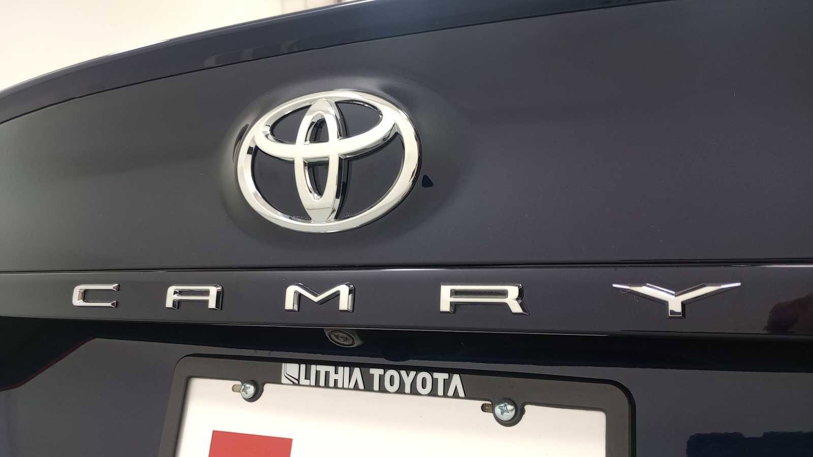 Thumbnail: 2022 Toyota Camry - 28