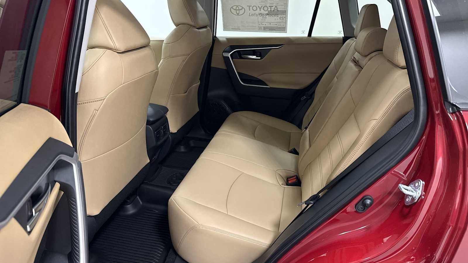 Thumbnail: 2025 Toyota RAV4 - 25