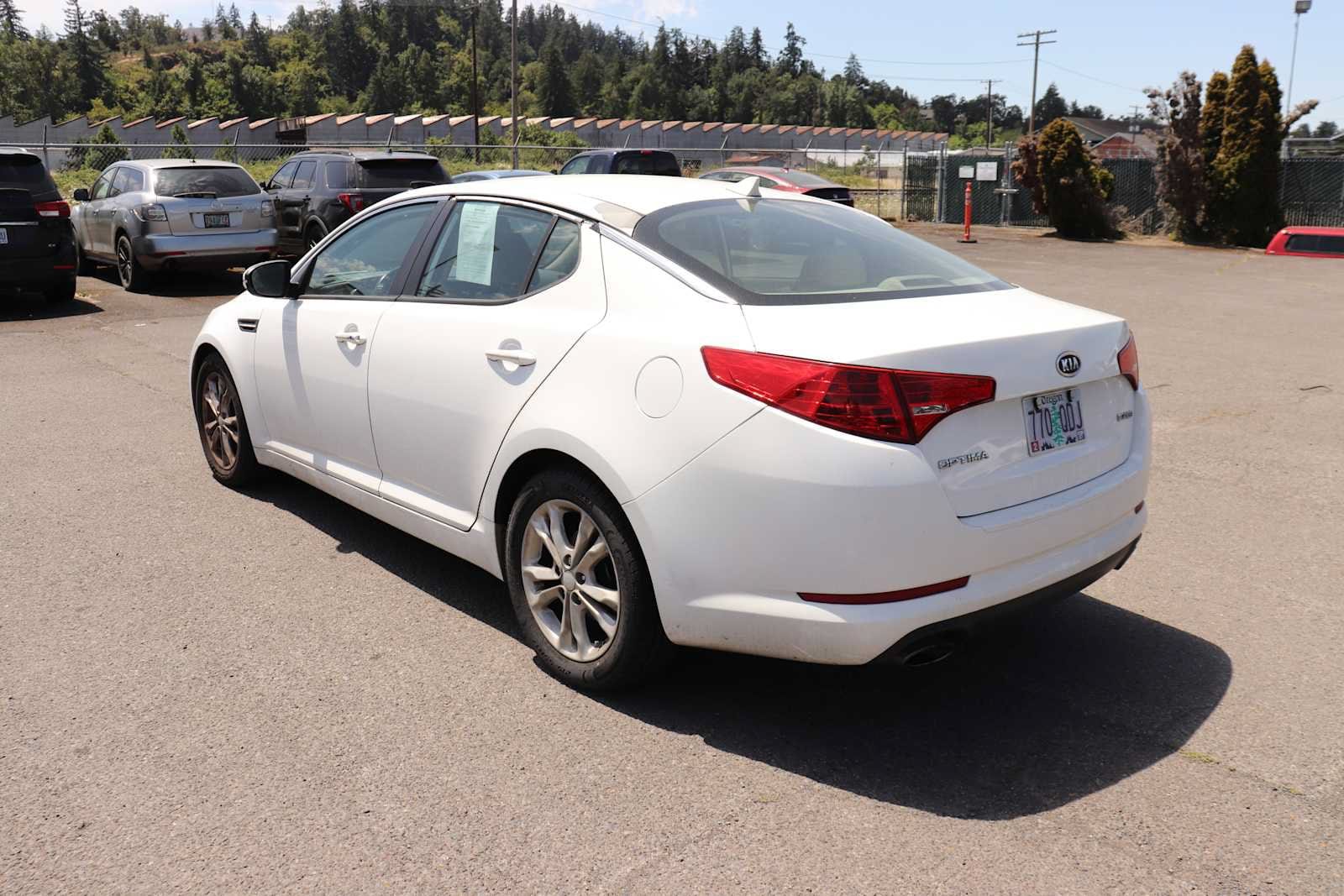 Thumbnail: 2012 Kia Optima - 7