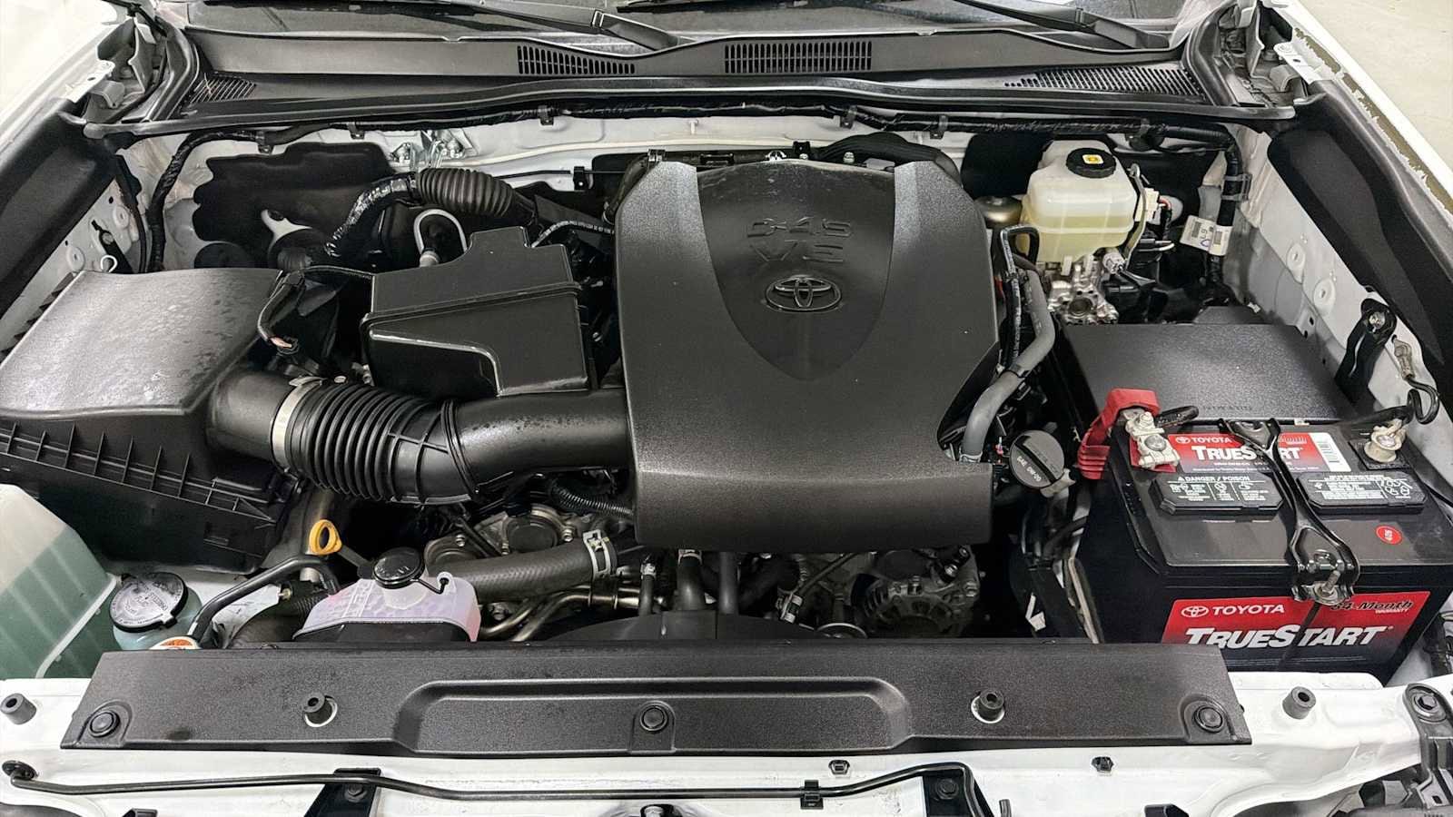 Thumbnail: 2021 Toyota Tacoma - 29
