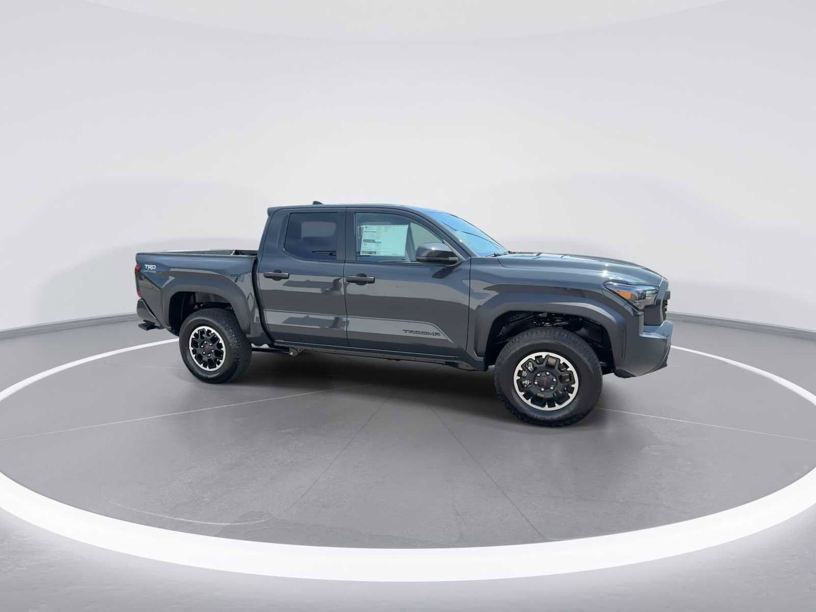 2025 Toyota Tacoma TRD Off-Road 9