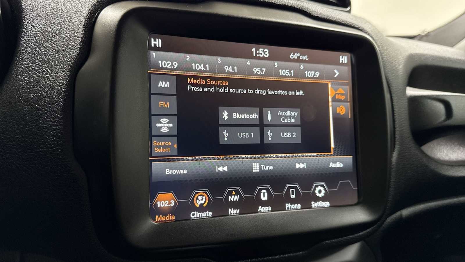 Thumbnail: 2022 Jeep Renegade - 18