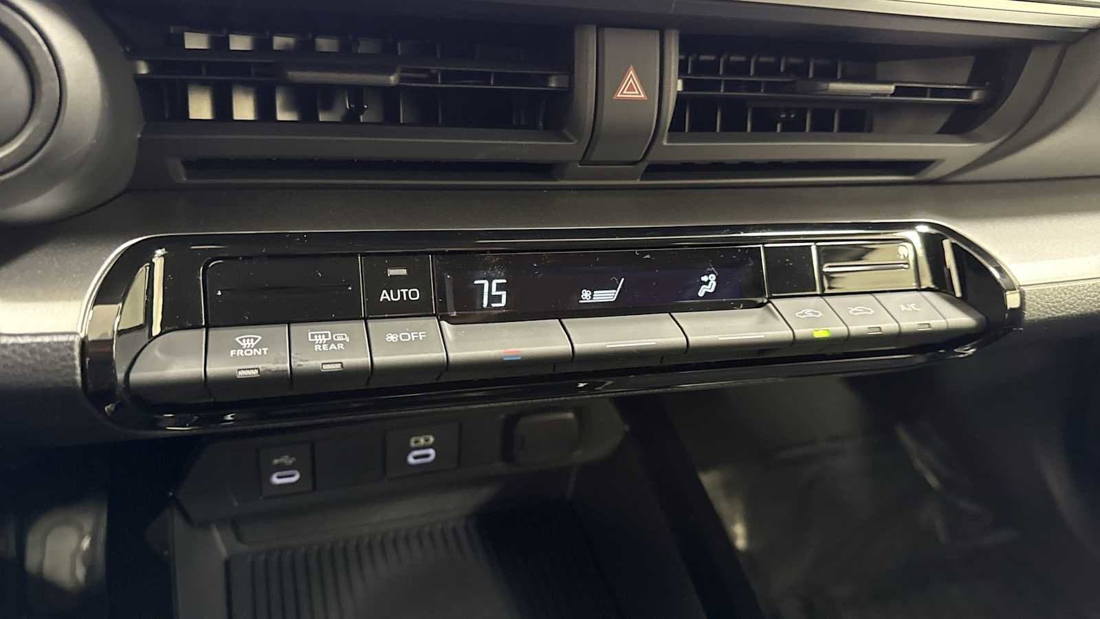 Thumbnail: 2026 Toyota Prius - 21