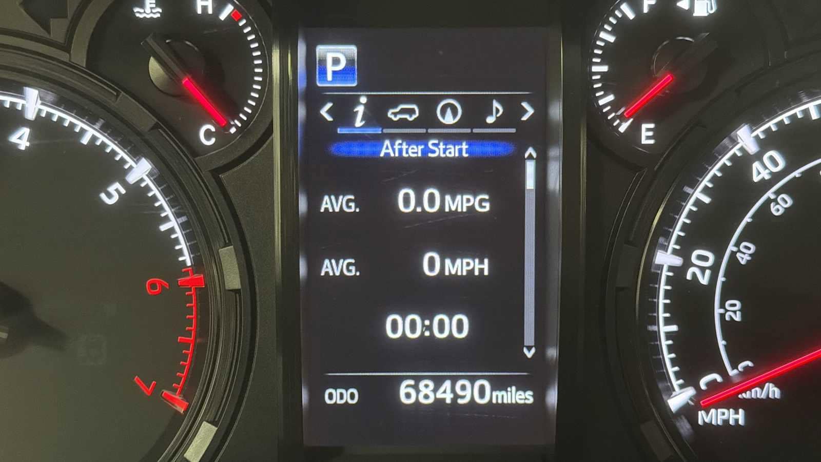 Thumbnail: 2021 Toyota 4Runner - 17