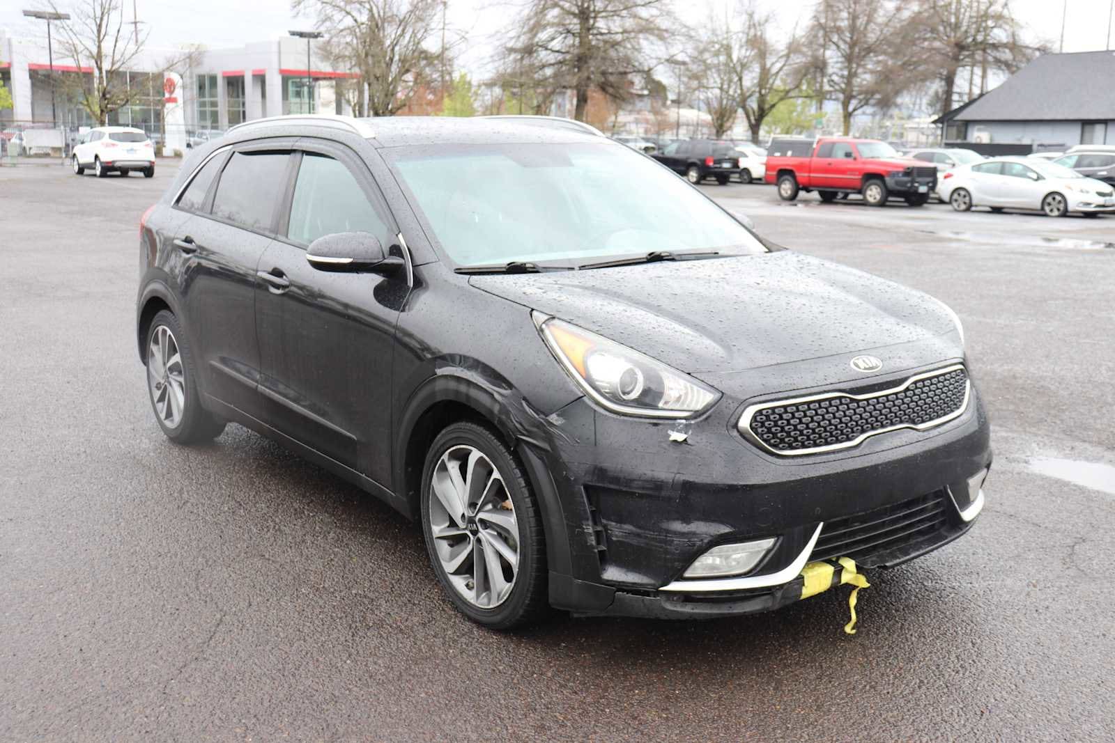 Thumbnail: 2017 Kia Niro - 3