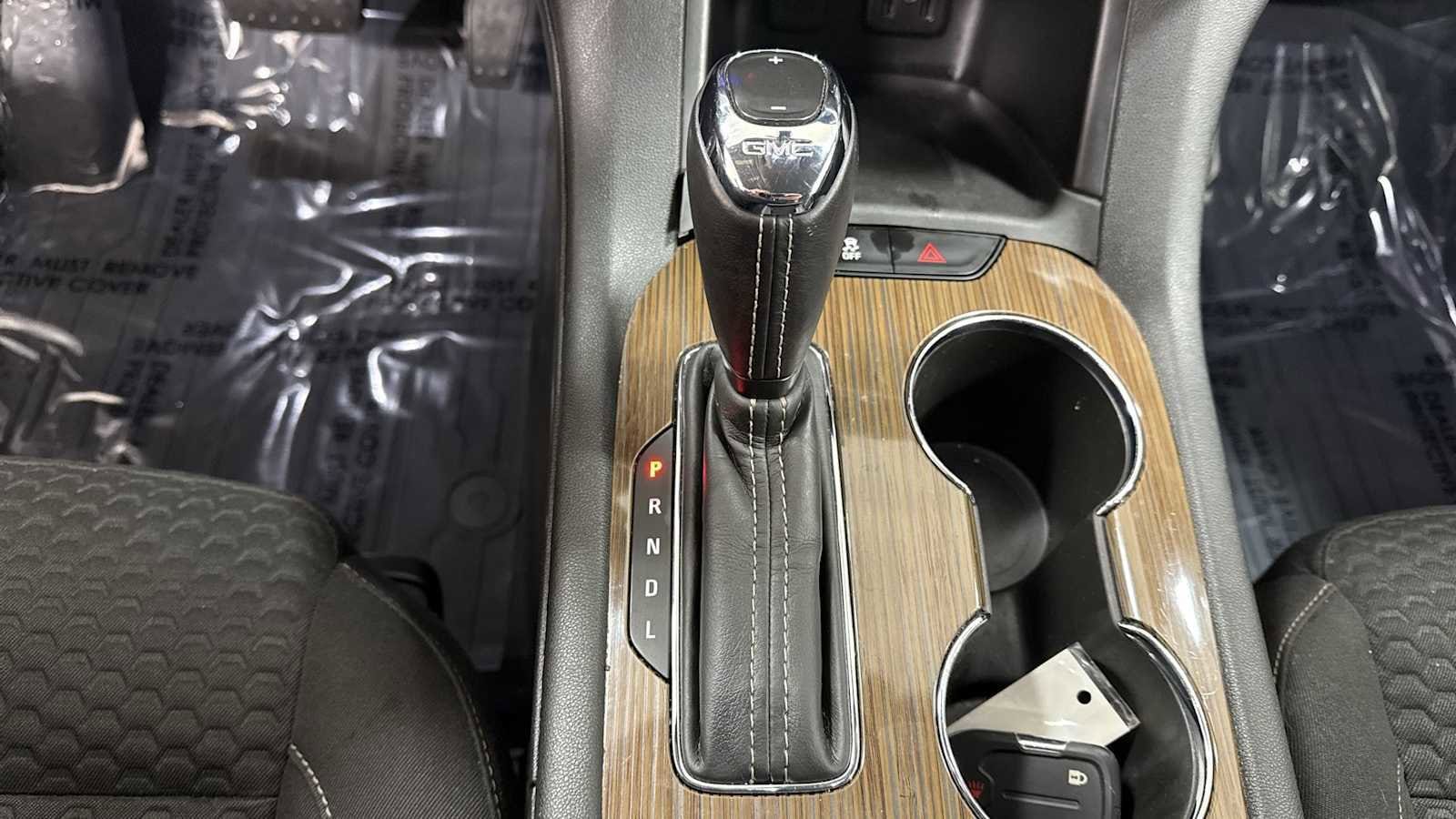 Thumbnail: 2019 GMC Acadia - 21