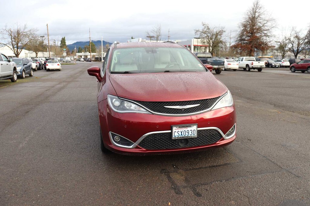 Used 2017 Chrysler Pacifica Touring-L Plus Van