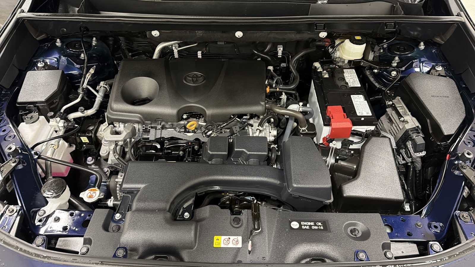 Thumbnail: 2025 Toyota RAV4 - 31