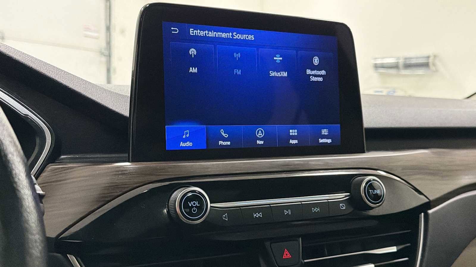 Thumbnail: 2020 Ford Escape - 18