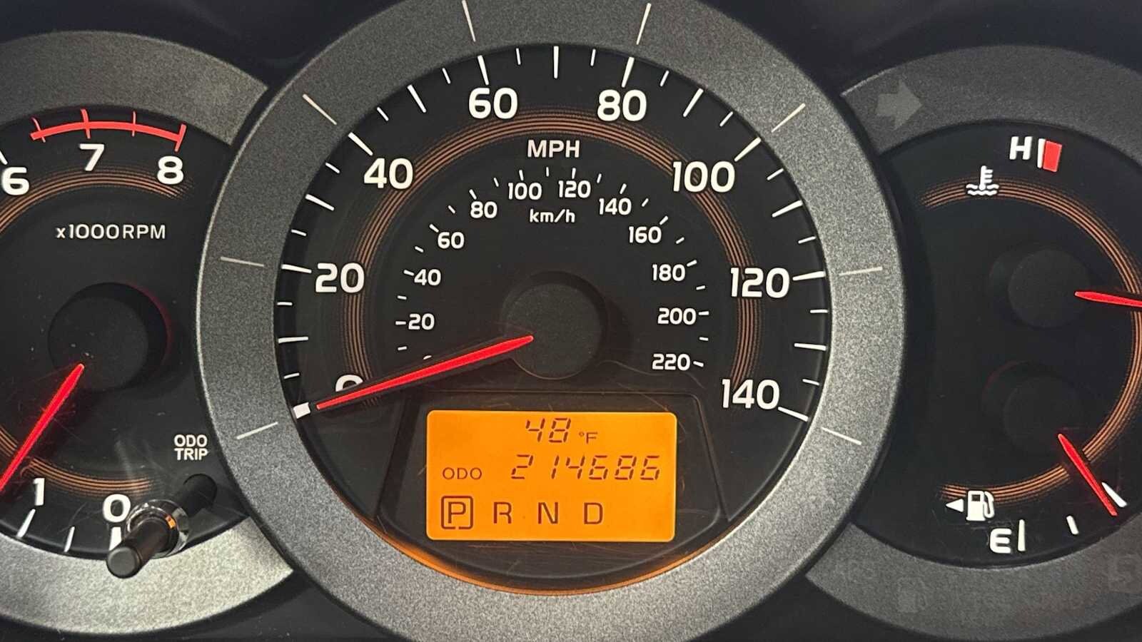 Thumbnail: 2012 Toyota RAV4 - 17