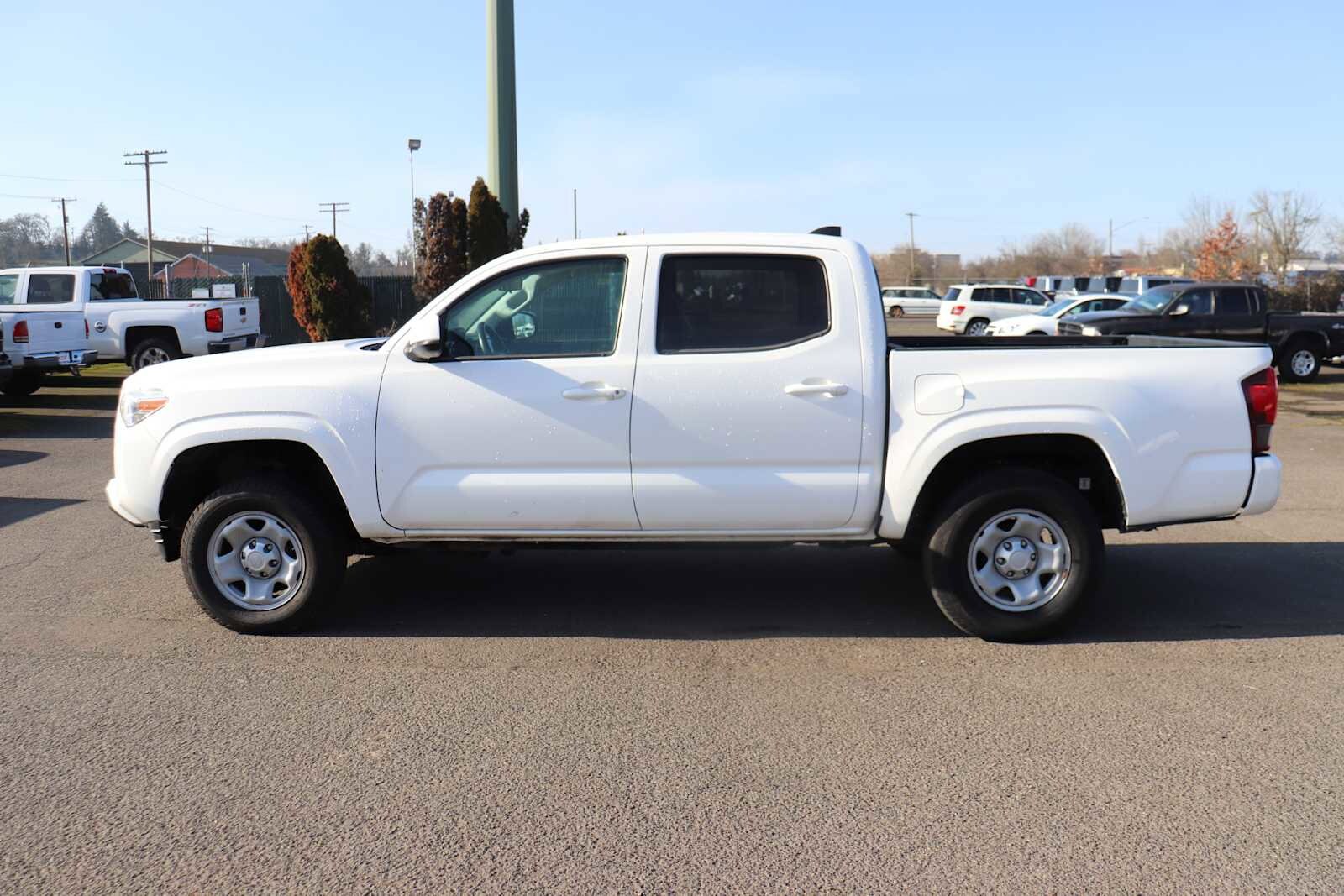 Thumbnail: 2021 Toyota Tacoma - 8