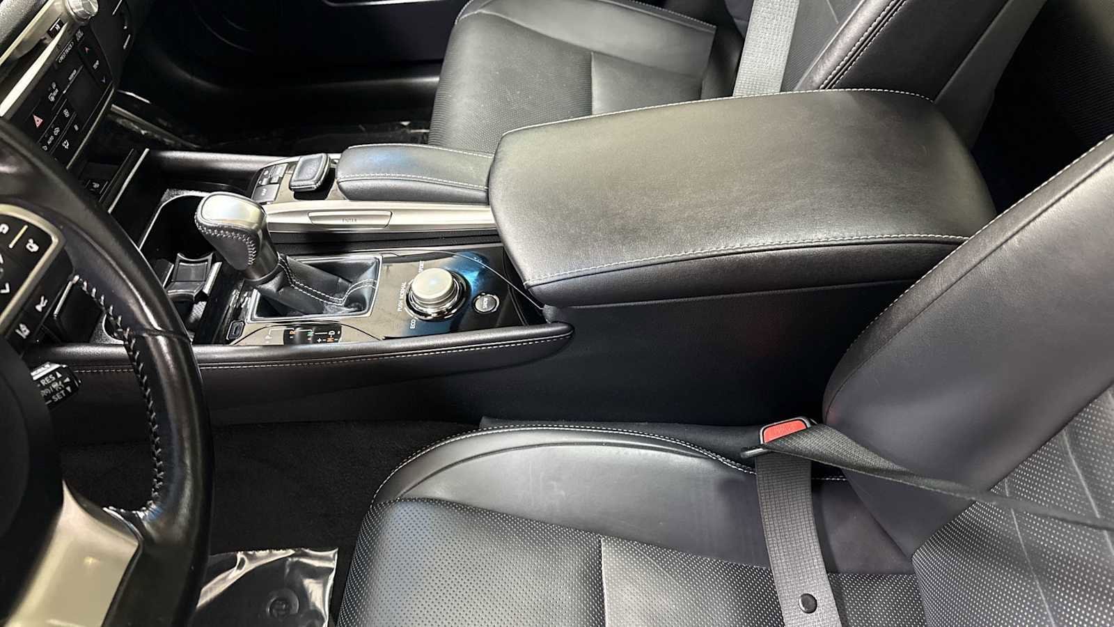 Thumbnail: 2018 Lexus GS - 23