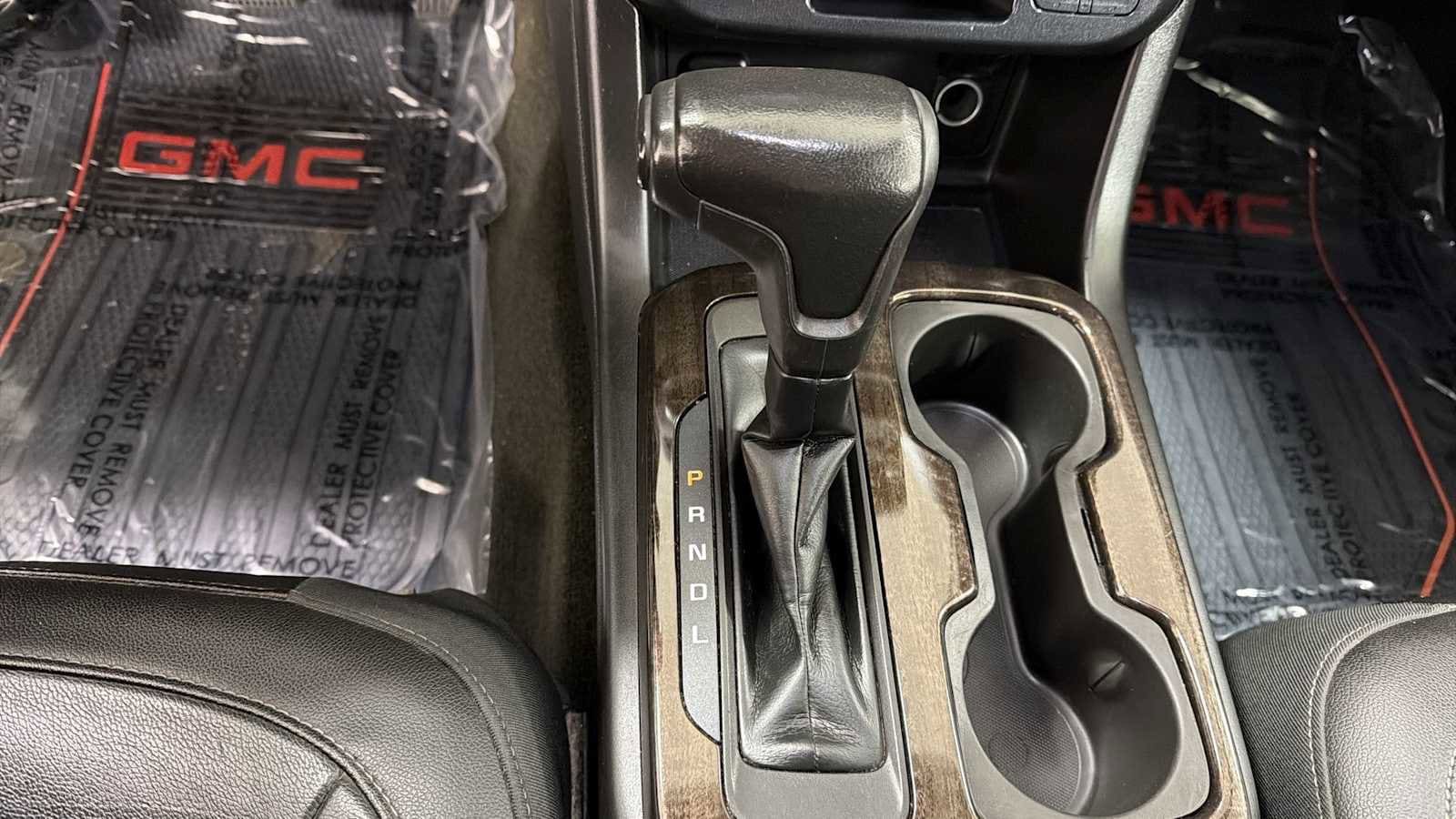 Thumbnail: 2017 GMC Canyon - 22