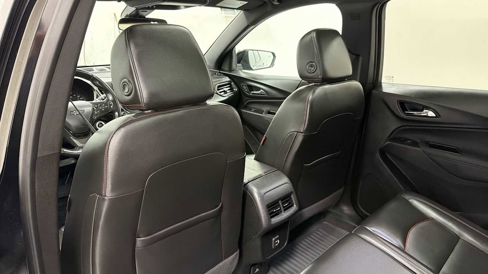 Thumbnail: 2022 Chevrolet Equinox - 26