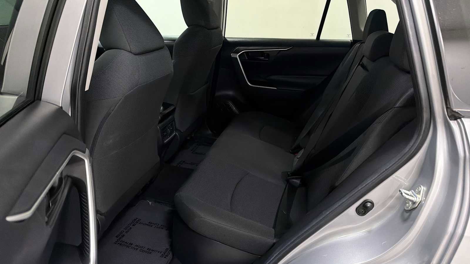 Thumbnail: 2019 Toyota RAV4 - 23