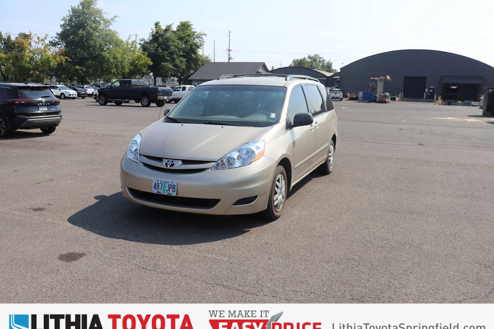 2008 Toyota Sienna LE -
                  Springfield, OR
