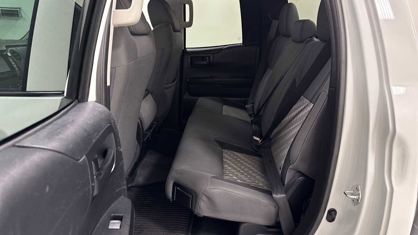 Thumbnail: 2021 Toyota Tundra - 23